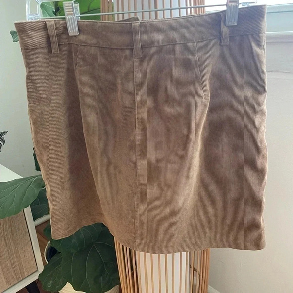 Corduroy brown skirt / boohoo / size 6 / boho style - Picture 3 of 8
